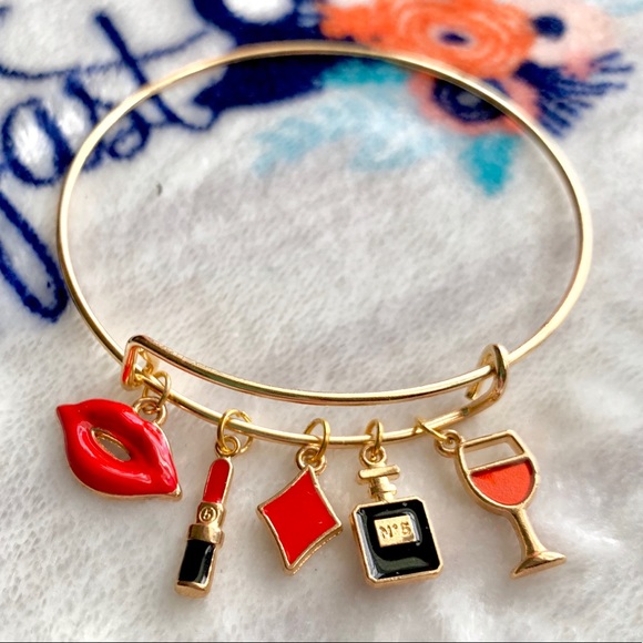 Jewelry - 💄 Women’s Beauty Handmade Charms Bracelet 💄